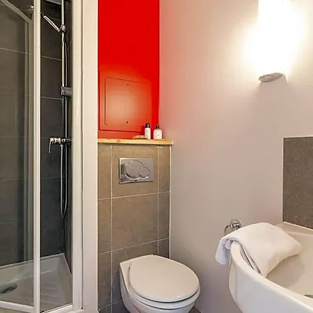 Hotel Pierre & Les Nereides 4*